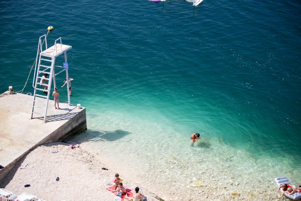 Villa Pavla Klek Bagian luar foto